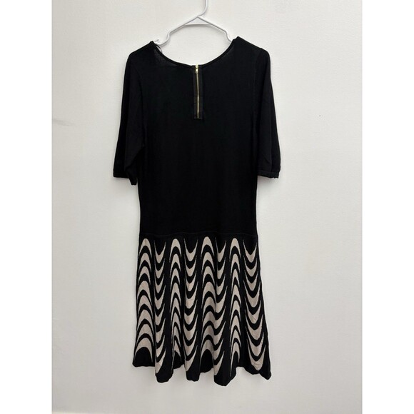 Gabby Skye Sweater Dress Women's L Black & Tan Knit Short Sleeves Fit & Flare - Picture 3 of 10